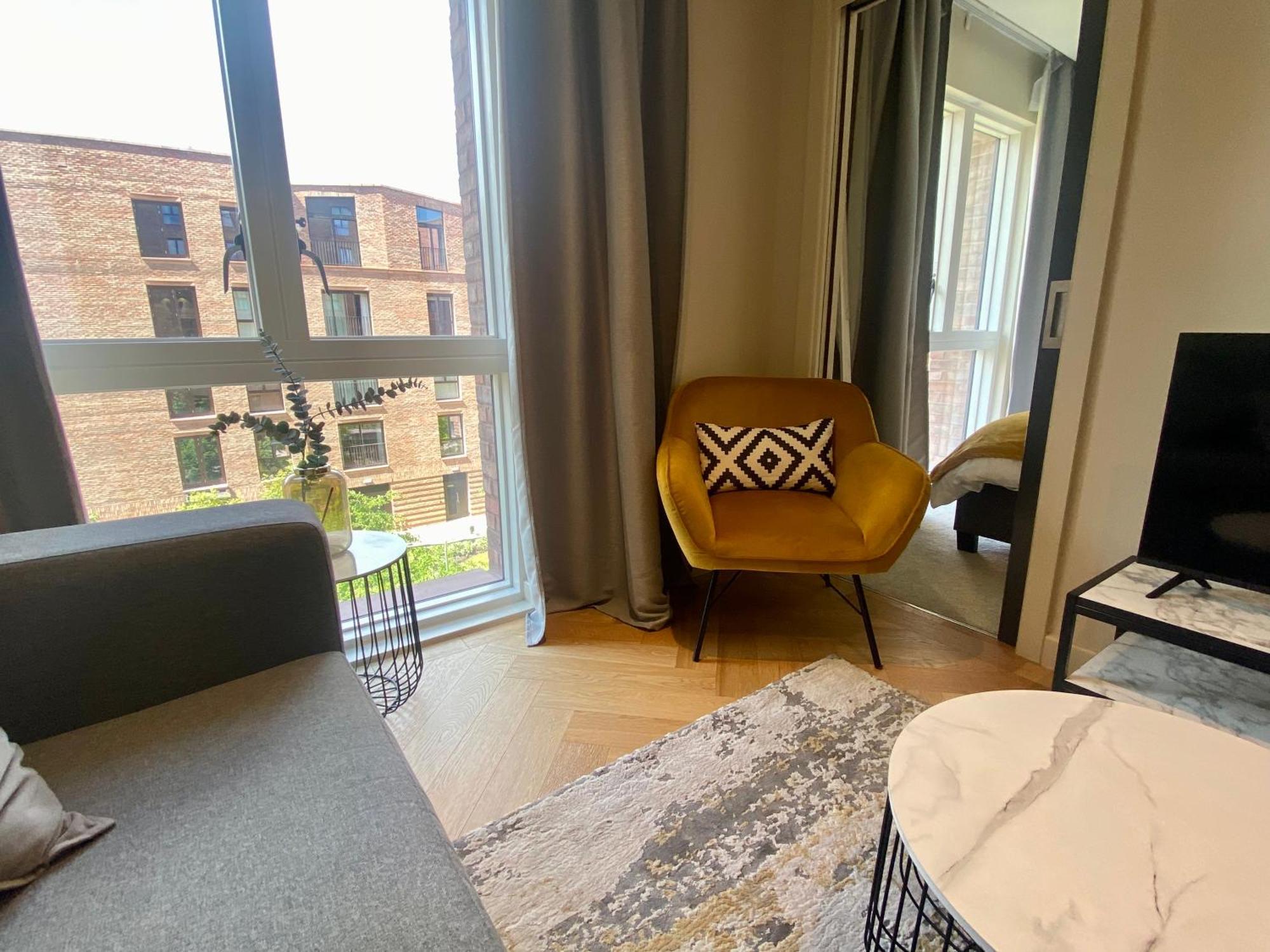Luxury Apartment Suite Within The City Walls Йорк Екстериор снимка